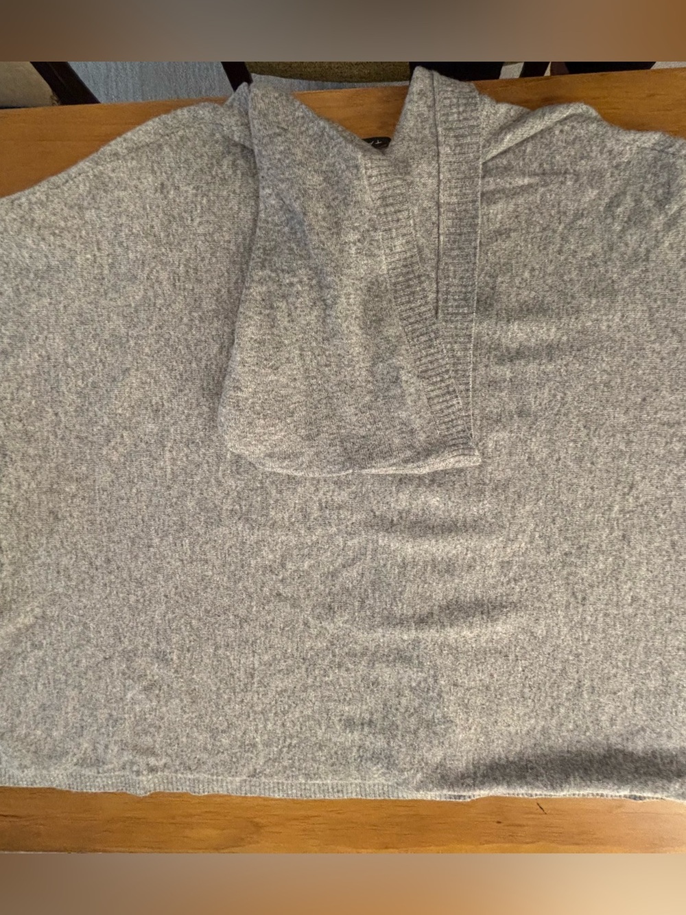 Tahari Cashmere Heather Gray Hooded Poncho Sweater - Picture 6 of 12